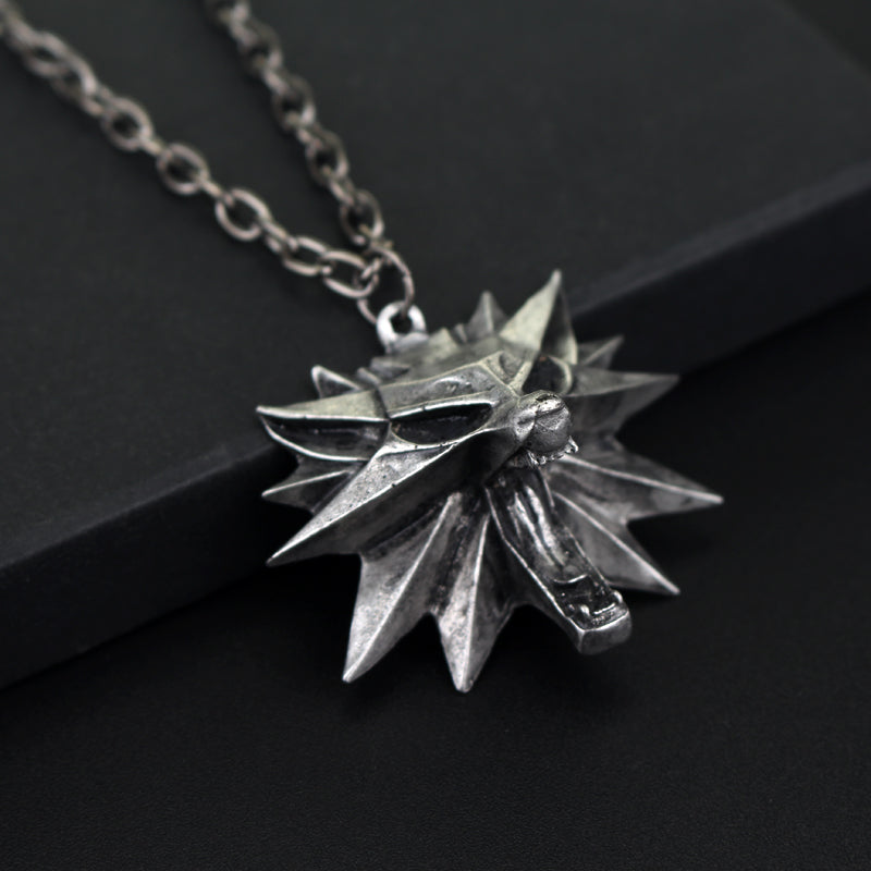 Wolf Head Medallion Pendant — Stainless Steel