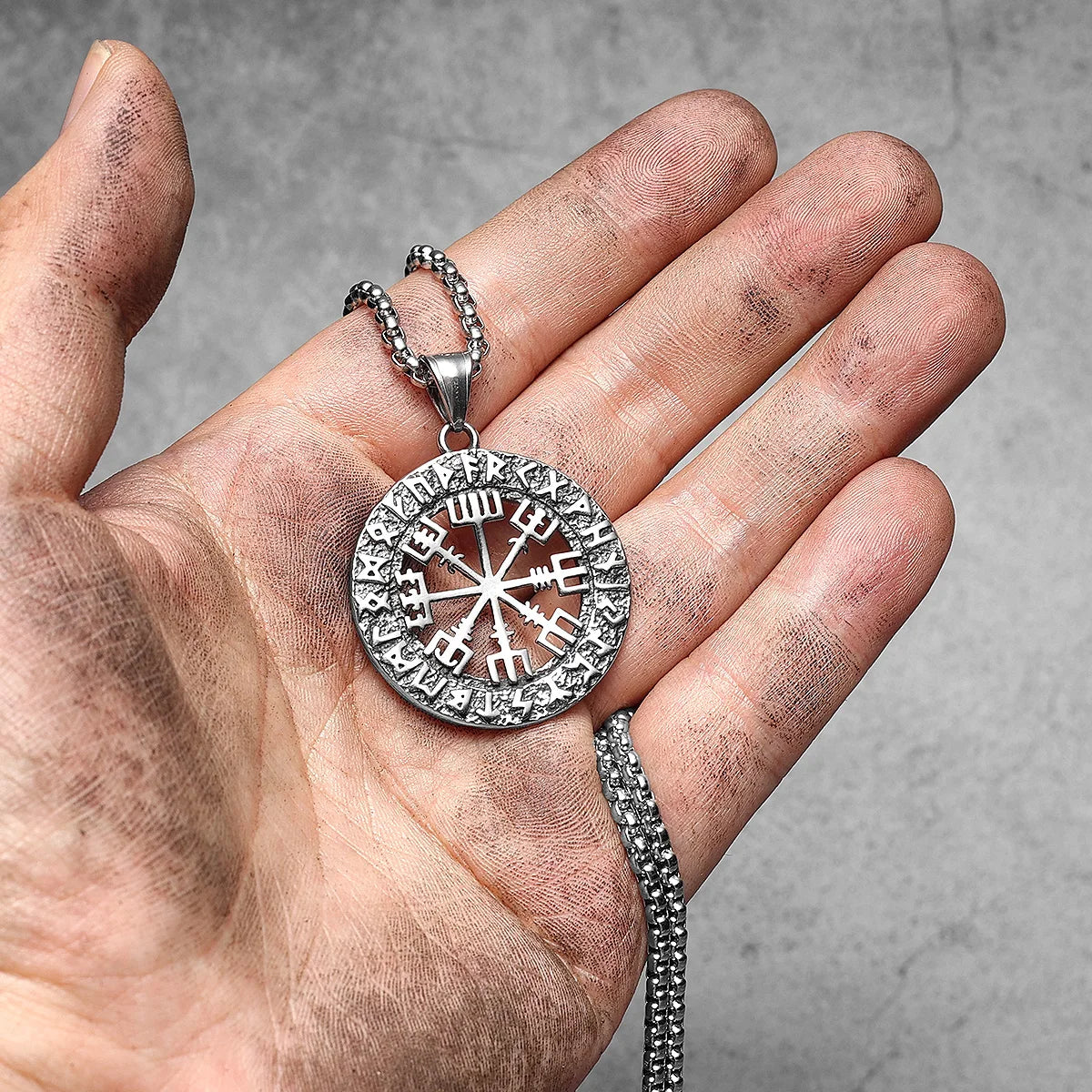 Viking Vegvisir Compass Amulet — Stainless Steel