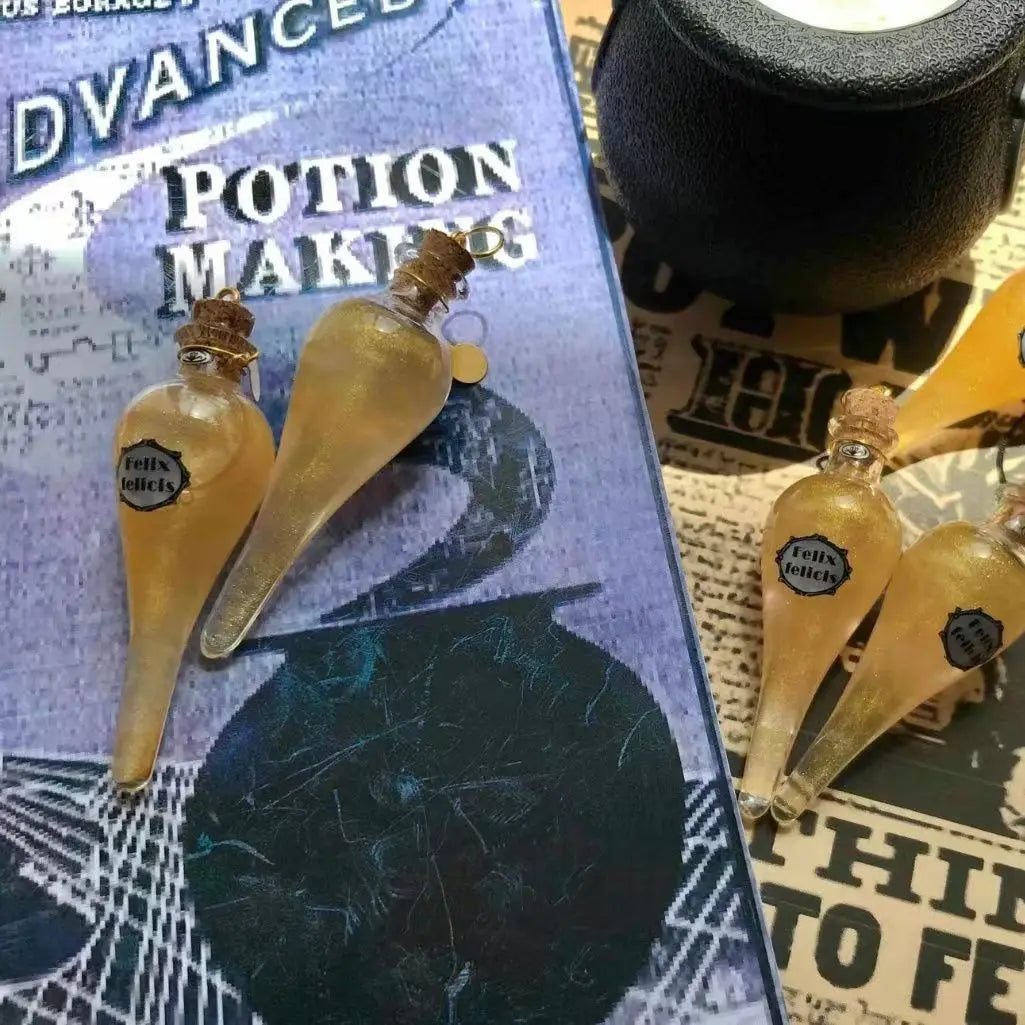 Felix Felicis Lucky Potion Pendant Necklace