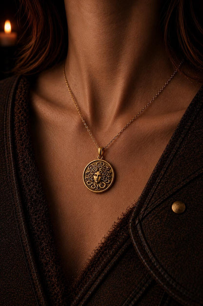 Medusa Pendant – Snake Necklace
